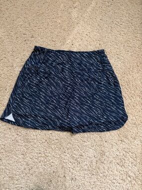 NWT PUMA WOMEN'S PWRMESH WHITEWATER GOLF SKIRT size Medium (210)